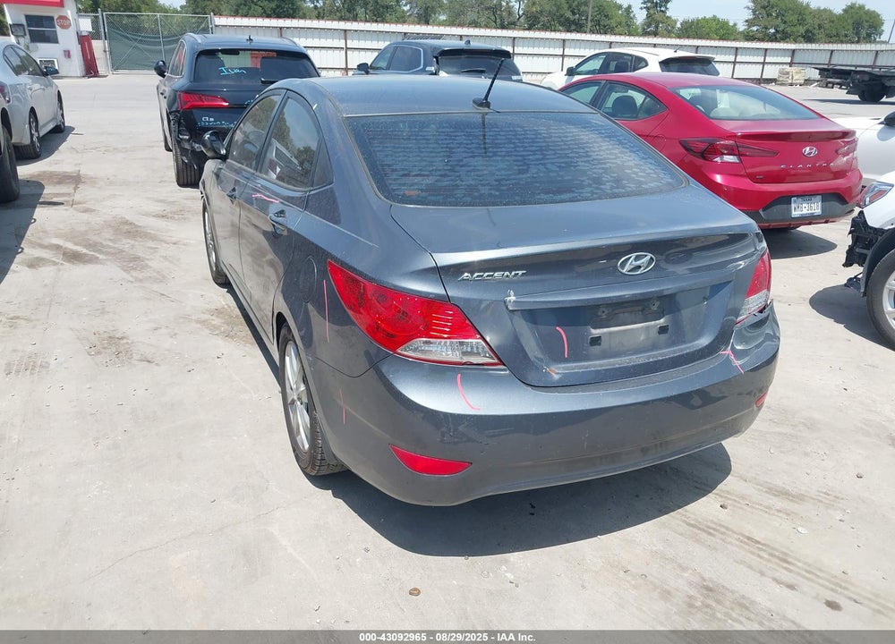 2013 HYUNDAI ACCENT VIN: KMHCU4AE2DU312107