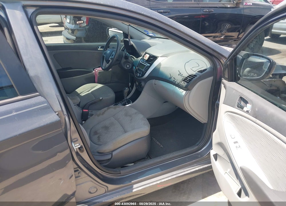 2013 HYUNDAI ACCENT VIN: KMHCU4AE2DU312107