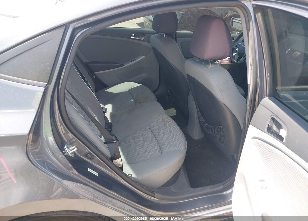 2013 HYUNDAI ACCENT VIN: KMHCU4AE2DU312107