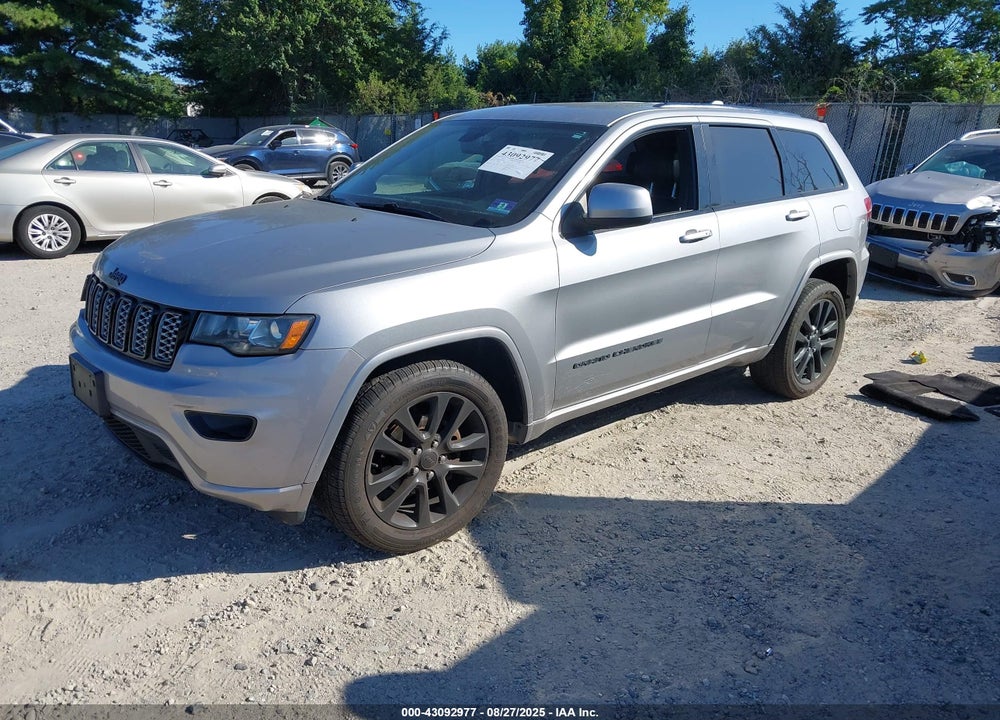 2017 JEEP GRAND CHEROKEE VIN: 1C4RJFAG0HC861899