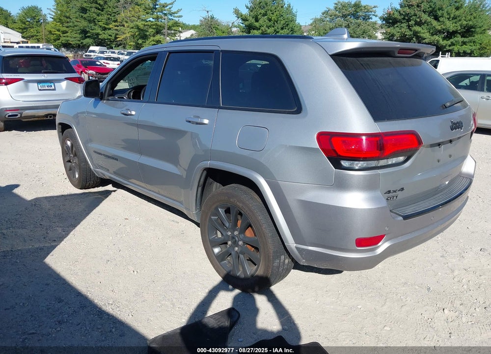 2017 JEEP GRAND CHEROKEE VIN: 1C4RJFAG0HC861899