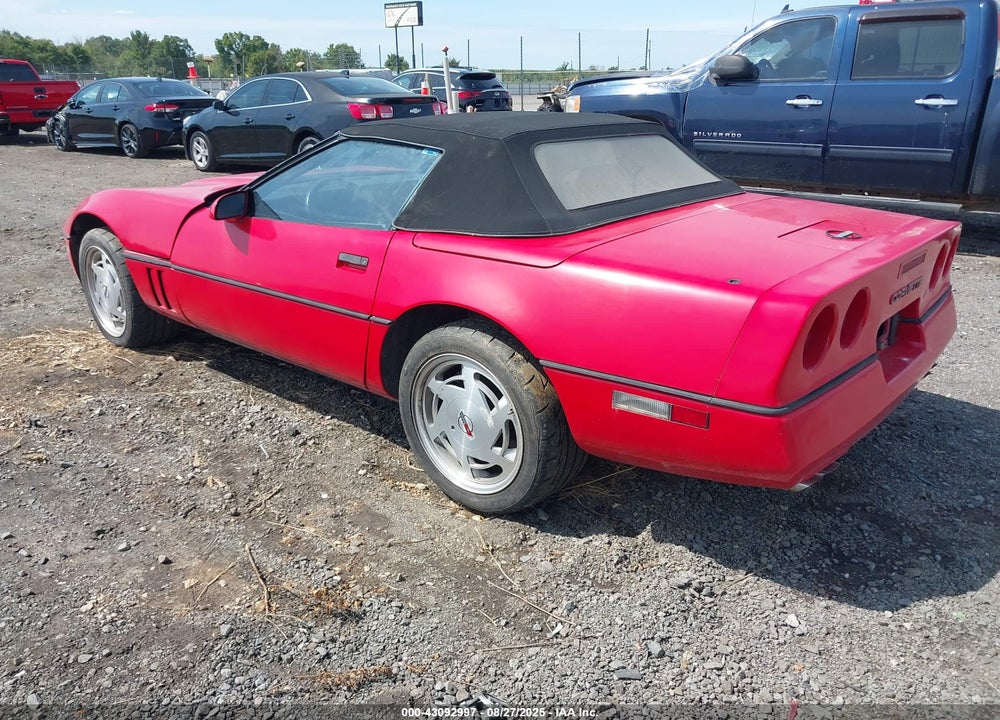 1988 CHEVROLET CORVETTE VIN: 1G1YY3189J5120068