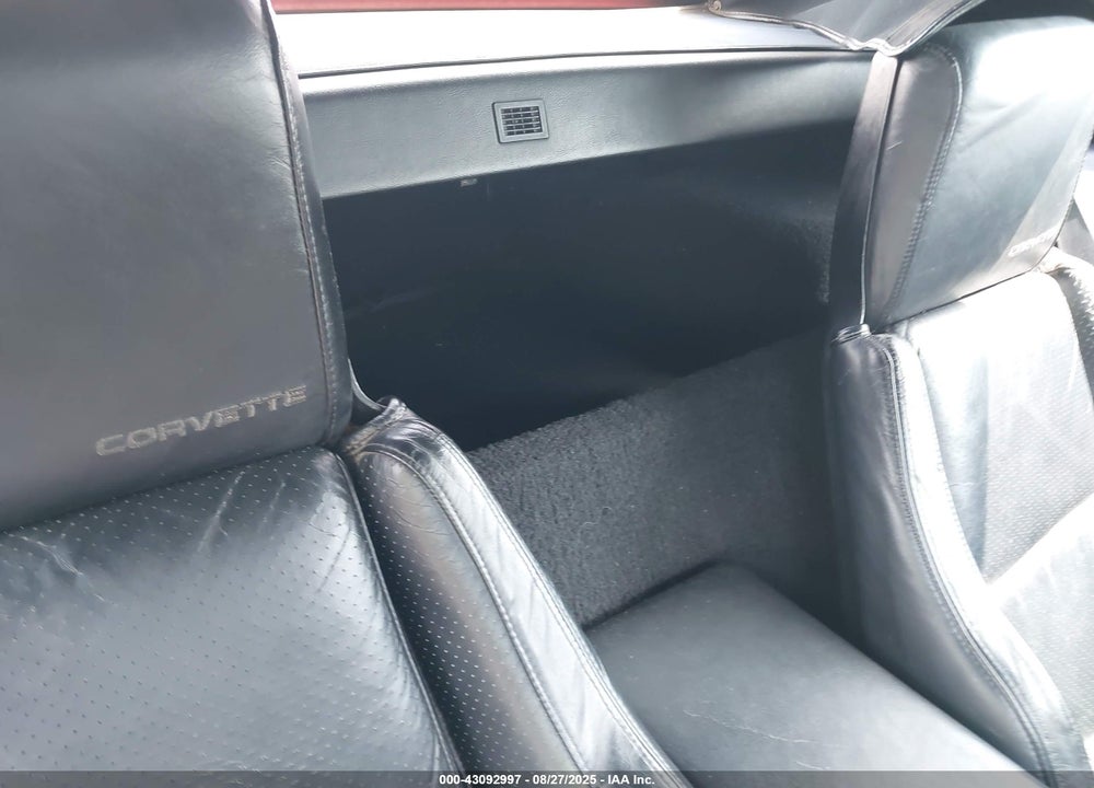 1988 CHEVROLET CORVETTE VIN: 1G1YY3189J5120068