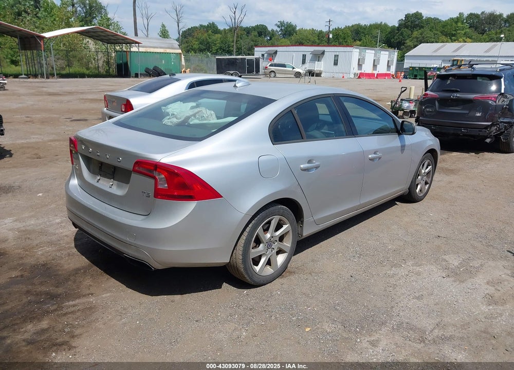 2015 VOLVO S60 VIN: YV126MFA5F2301840