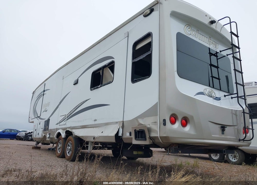 2018 FOREST RIVER COLUMBUS VIN: 4X4FCMN28J6008939