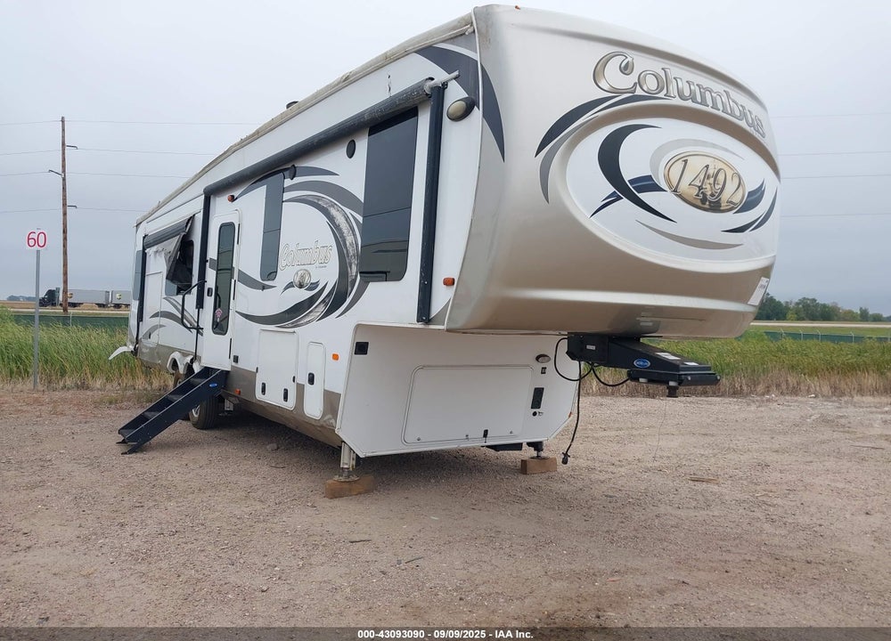 2018 FOREST RIVER COLUMBUS VIN: 4X4FCMN28J6008939