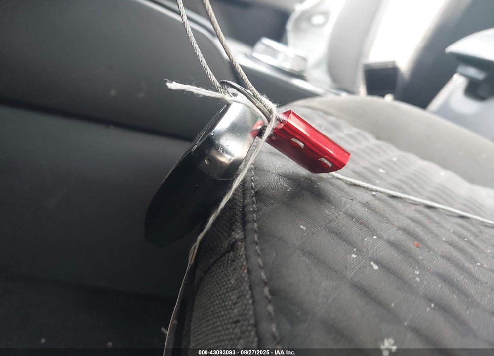 2022 FORD ESCAPE VIN: 1FMCU0G68NUB64104