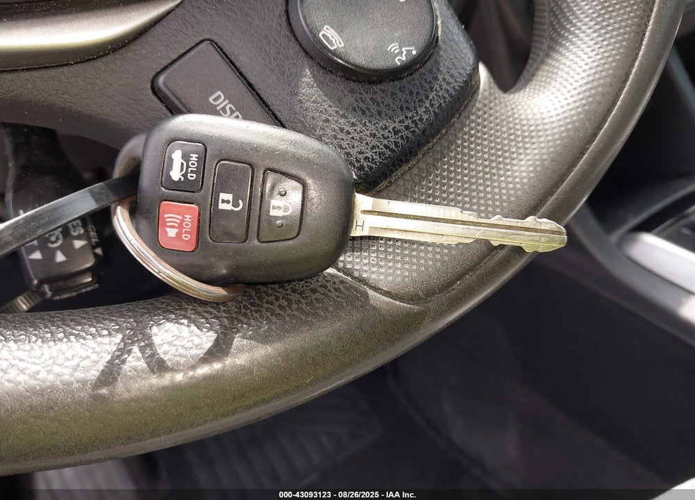 2015 TOYOTA COROLLA VIN: 2T1BURHE1FC436405