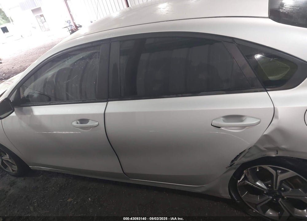 2021 KIA FORTE LXS VIN: 3KPF24AD5ME291718