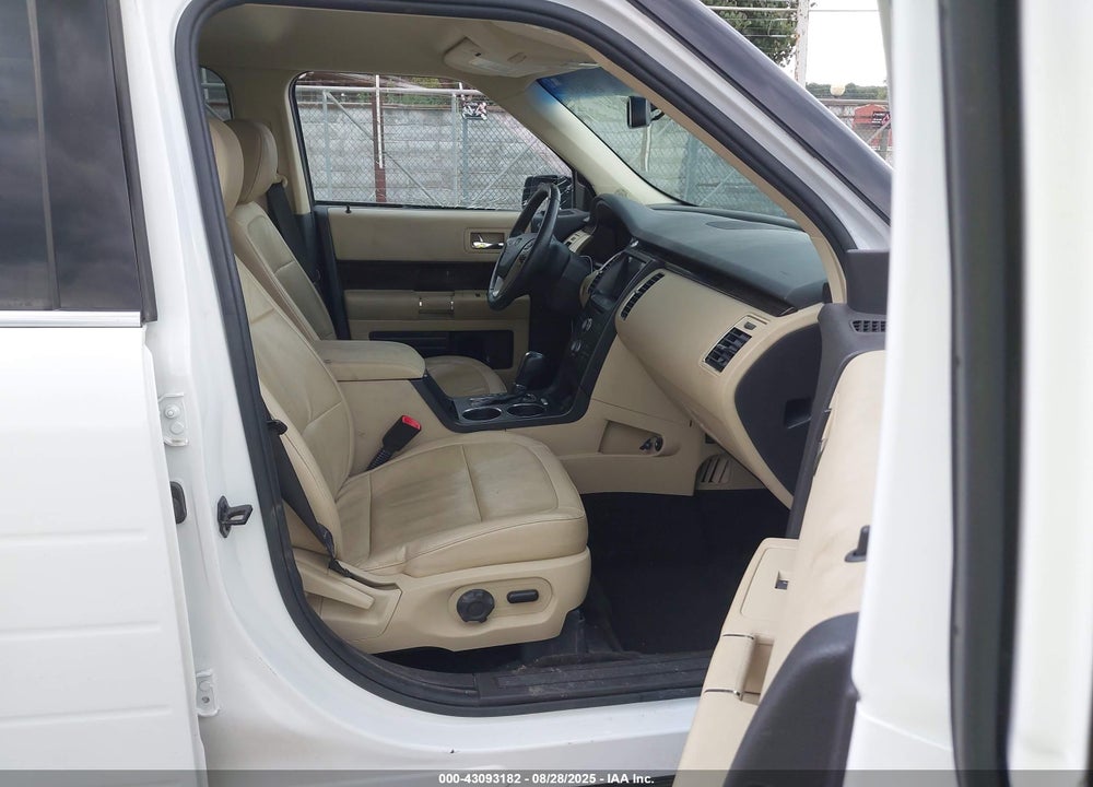 2017 FORD FLEX VIN: 2FMHK6C87HBA04621