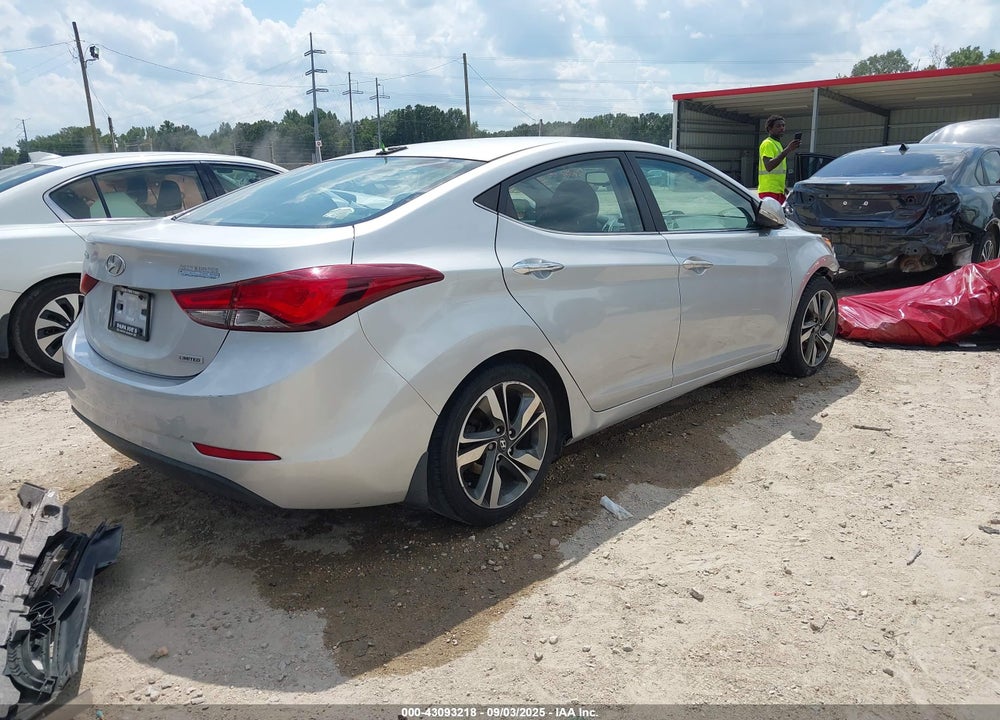 2015 HYUNDAI ELANTRA VIN: KMHDH4AE1FU285431