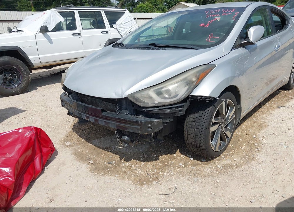 2015 HYUNDAI ELANTRA VIN: KMHDH4AE1FU285431