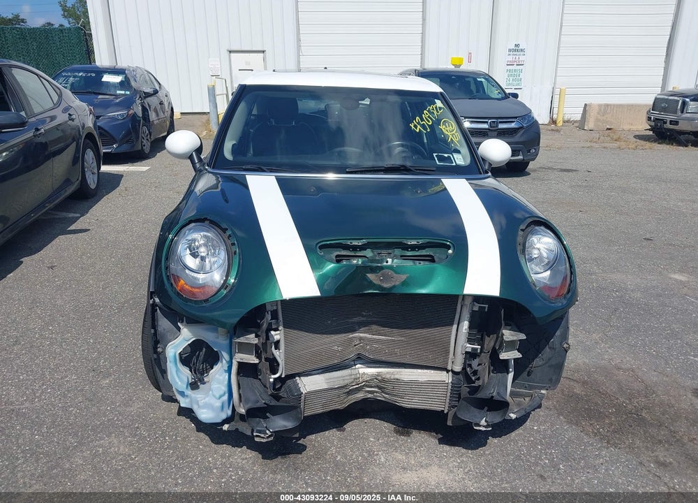 2017 MINI HARDTOP VIN: WMWXU3C53H2D31943