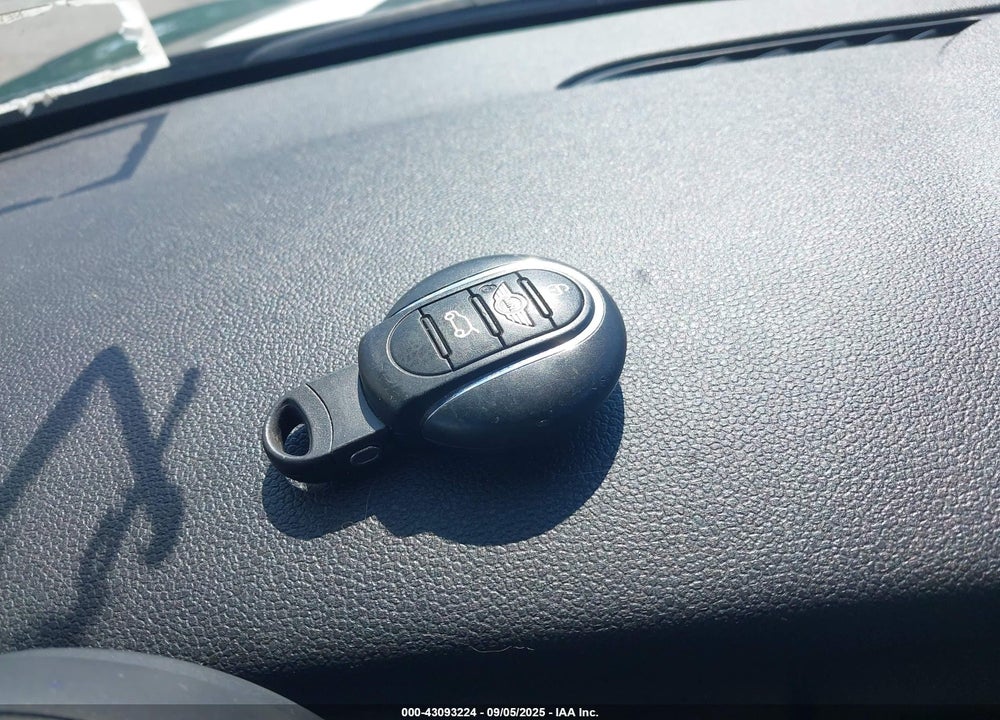 2017 MINI HARDTOP VIN: WMWXU3C53H2D31943