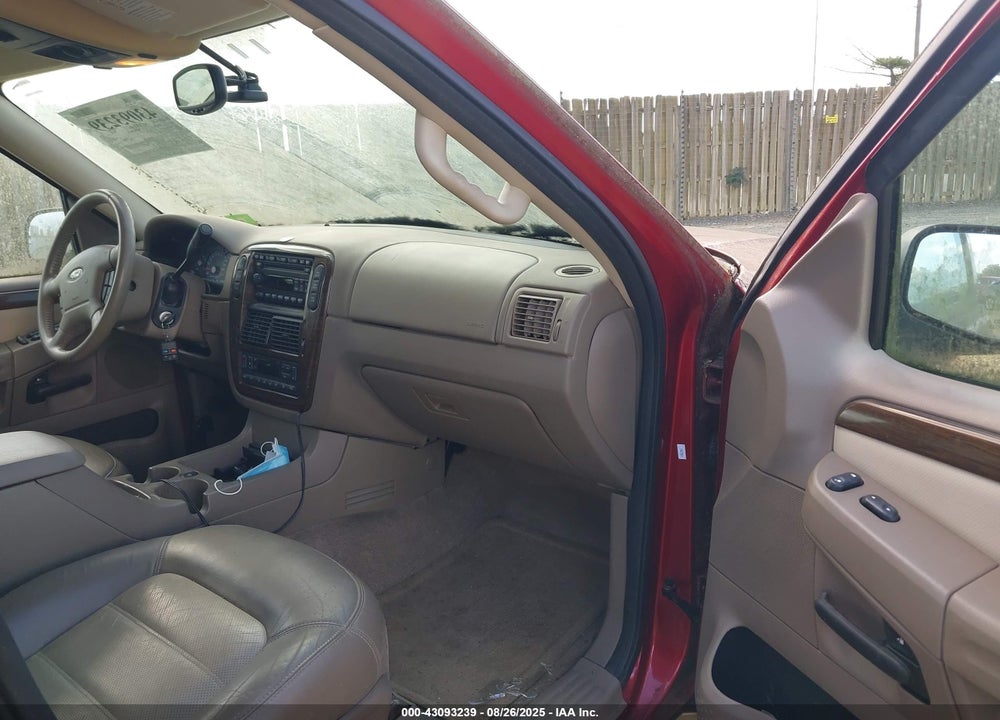 2005 FORD EXPLORER EDDIE BAUER VIN: 1FMDU74K05UA93186