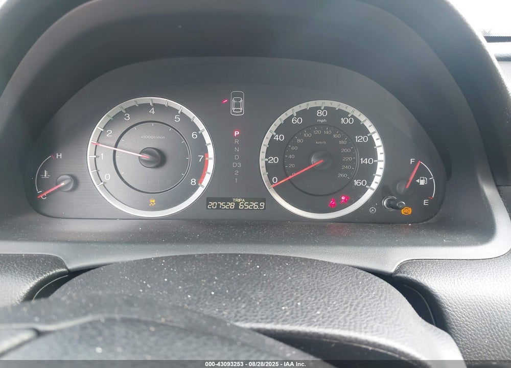 2011 HONDA ACCORD VIN: 1HGCP2F36BA065312