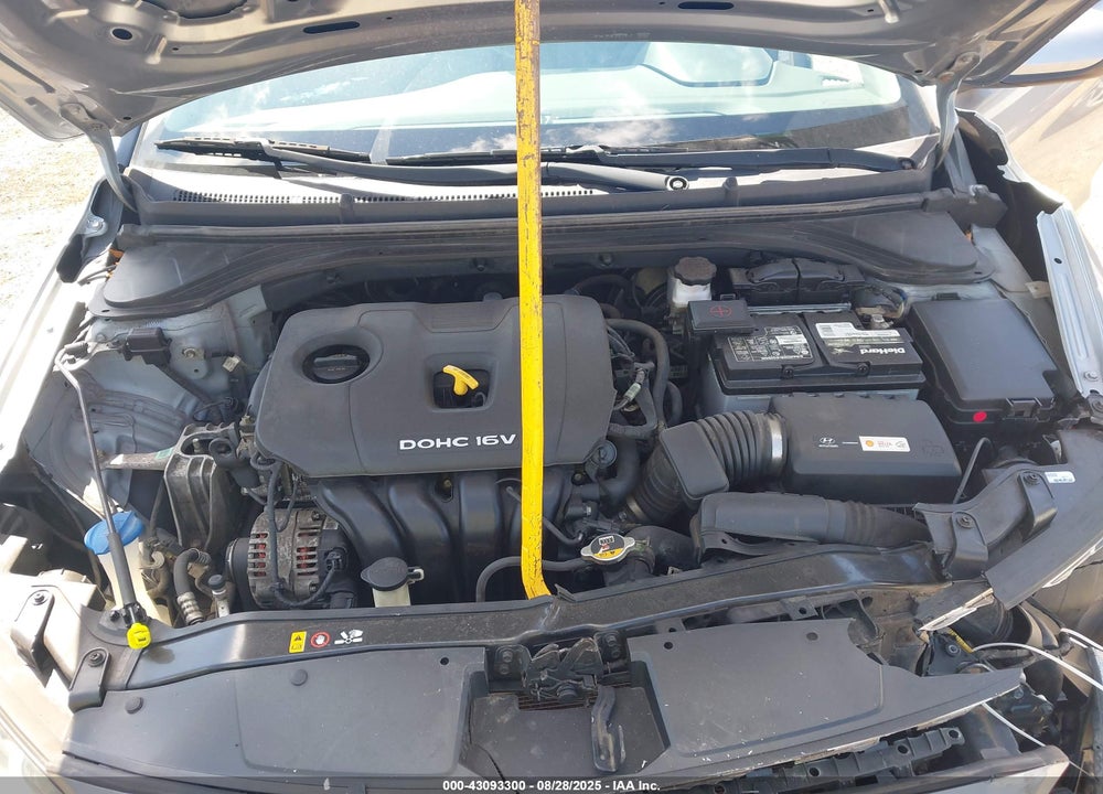 2017 HYUNDAI ELANTRA VIN: 5NPD74LF7HH193959