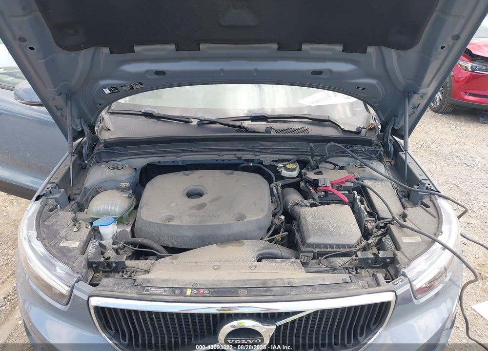 2020 VOLVO XC40 VIN: YV4162UK8L2248674