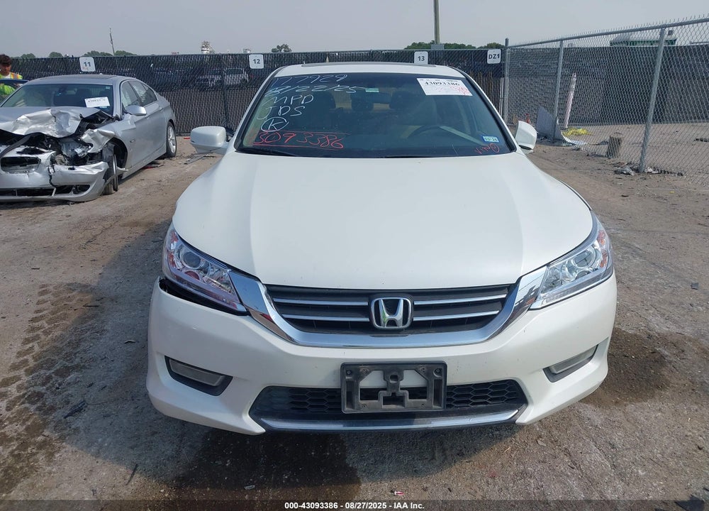 2013 HONDA ACCORD VIN: 1HGCR2F78DA055218