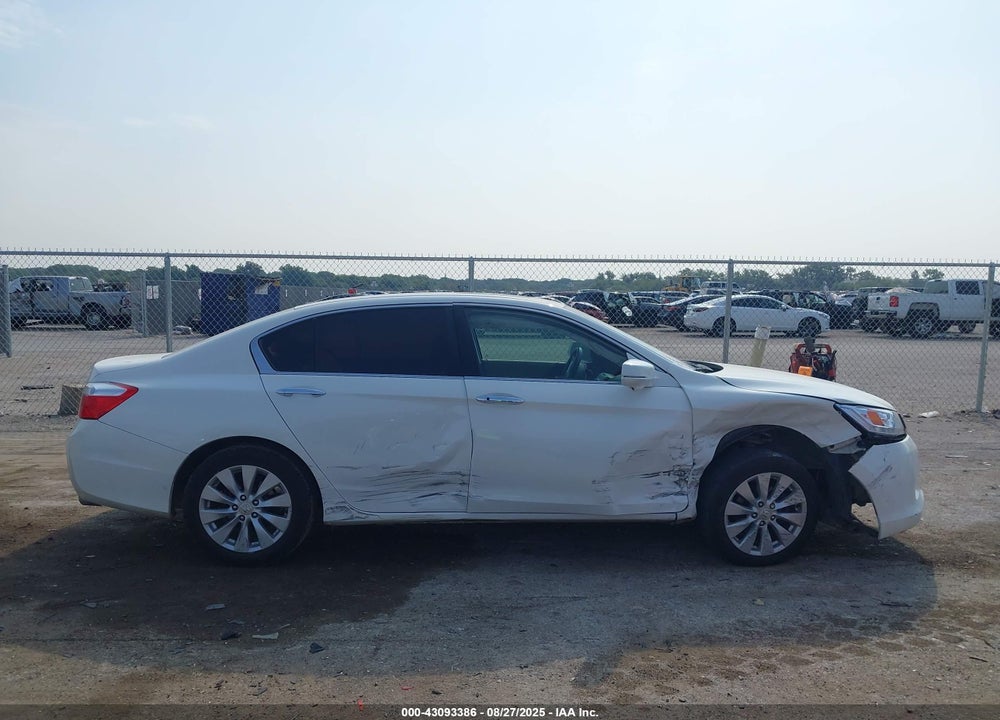 2013 HONDA ACCORD VIN: 1HGCR2F78DA055218