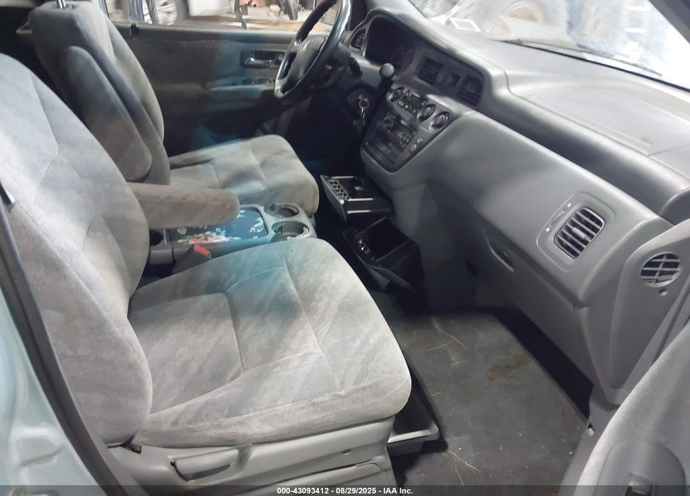 2002 HONDA ODYSSEY EX VIN: 2HKRL18632H590133