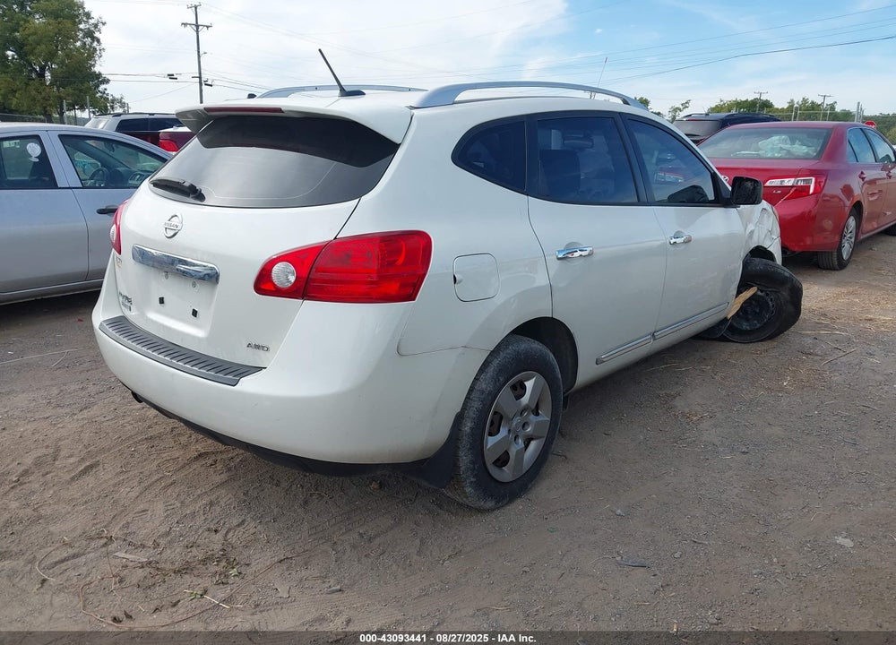 2015 NISSAN ROGUE SELECT S VIN: JN8AS5MV5FW752725