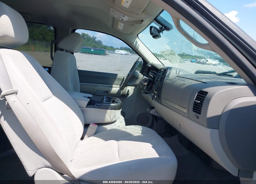 2007 GMC SIERRA 1500 SLE1 VIN: 2GTEC13C471565651