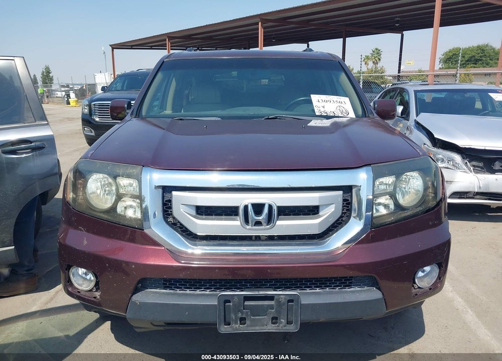 2011 HONDA PILOT VIN: 5FNYF4H58BB038833