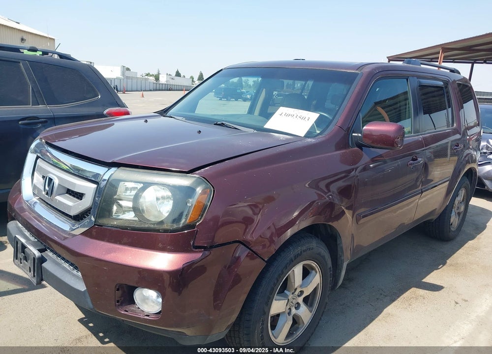 2011 HONDA PILOT VIN: 5FNYF4H58BB038833