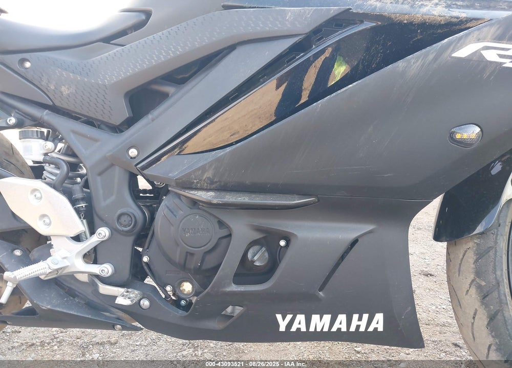 2019 YAMAHA YZFR3 VIN: MH3RH17Y4KK002277