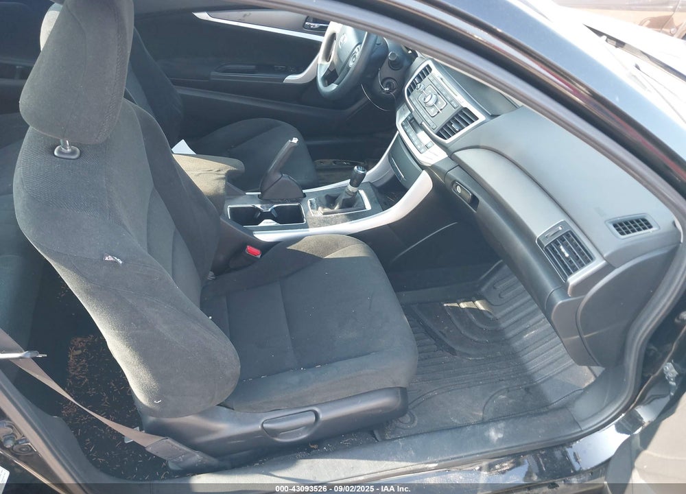2013 HONDA ACCORD VIN: 1HGCT1A3XDA016873