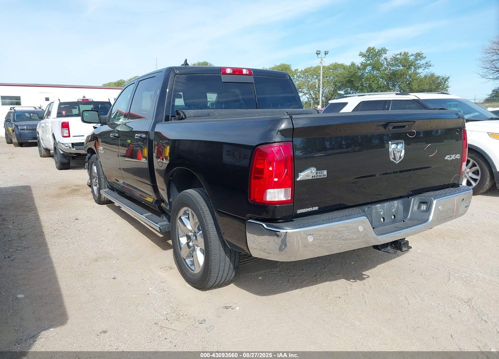 2017 RAM 1500 VIN: 1C6RR7LG9HS829588