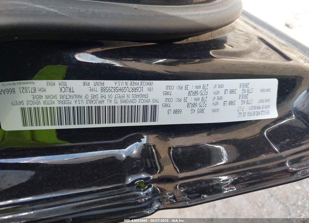 2017 RAM 1500 VIN: 1C6RR7LG9HS829588