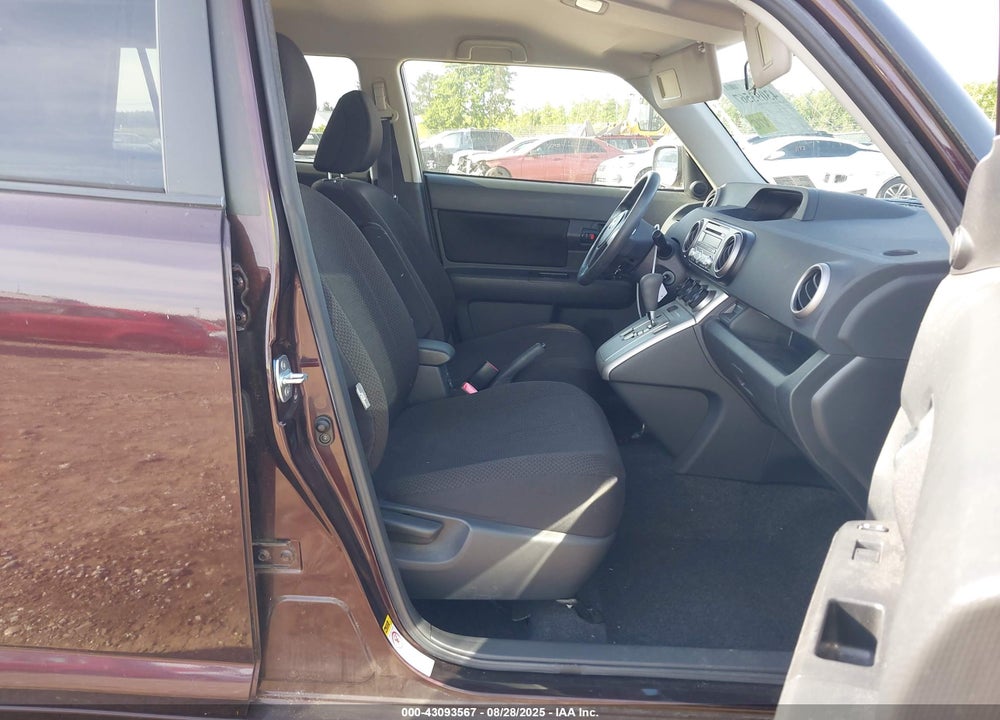 2009 SCION XB VIN: JTLKE50E791084011
