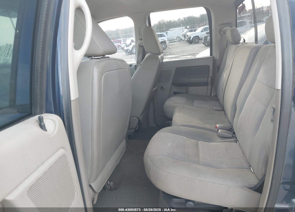 2007 DODGE RAM 1500 SLT/TRX4 OFF ROAD/SPORT VIN: 1D7HU18237J637445
