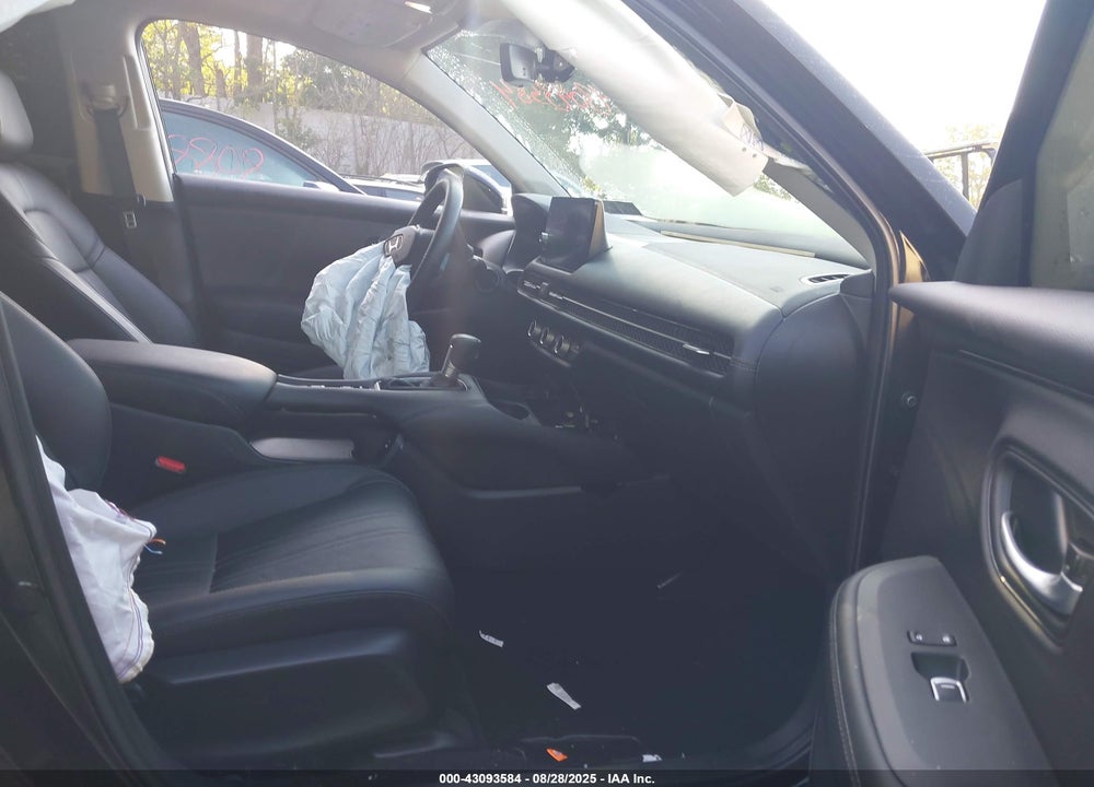 2025 HONDA HR-V VIN: 3CZRZ2H71SM706351