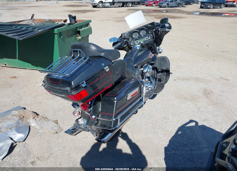 2006 HARLEY-DAVIDSON FLHTCUI VIN: 1HD1FCW186Y685359