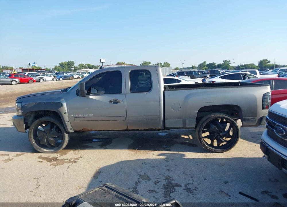 2007 CHEVROLET SILVERADO 1500 LT1 VIN: 2GCEK19JX71598484