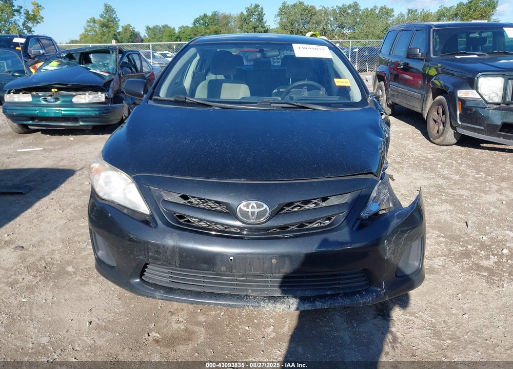 2011 TOYOTA COROLLA VIN: 2T1BU4EE5BC727880