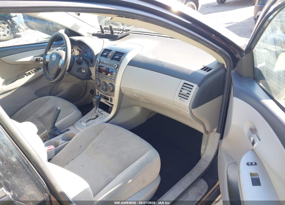 2011 TOYOTA COROLLA VIN: 2T1BU4EE5BC727880