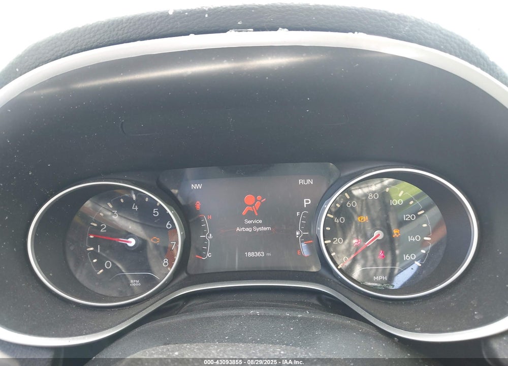 2019 JEEP COMPASS LIMITED FWD VIN: 3C4NJCCB9KT676096