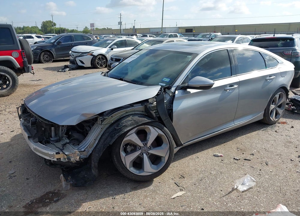 2018 HONDA ACCORD TOURING VIN: 1HGCV1F91JA065883