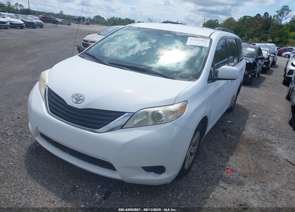 2011 TOYOTA SIENNA LE V6 VIN: 5TDKK3DC1BS148909