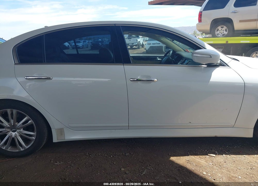 2013 HYUNDAI GENESIS VIN: KMHGC4DD5DU251150