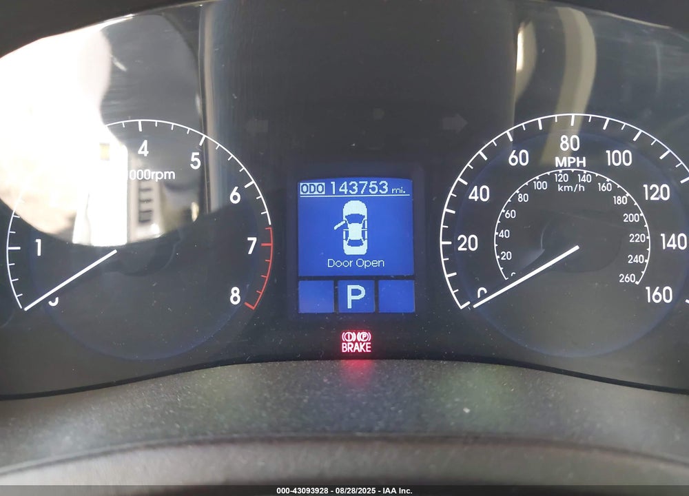 2013 HYUNDAI GENESIS VIN: KMHGC4DD5DU251150