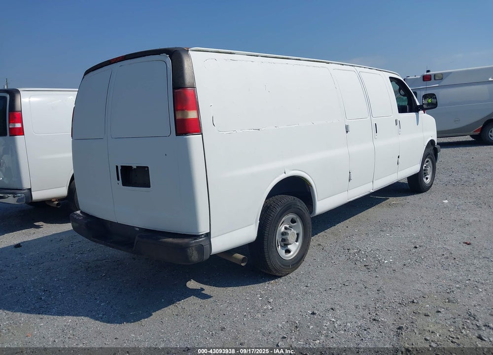 2007 CHEVROLET EXPRESS WORK VAN VIN: 1GCHG39U271106069