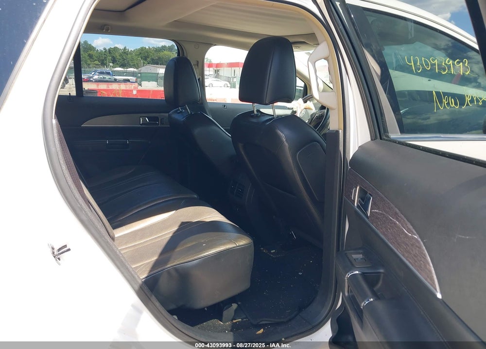 2011 LINCOLN MKX VIN: 2LMDJ8JK4BBJ25453