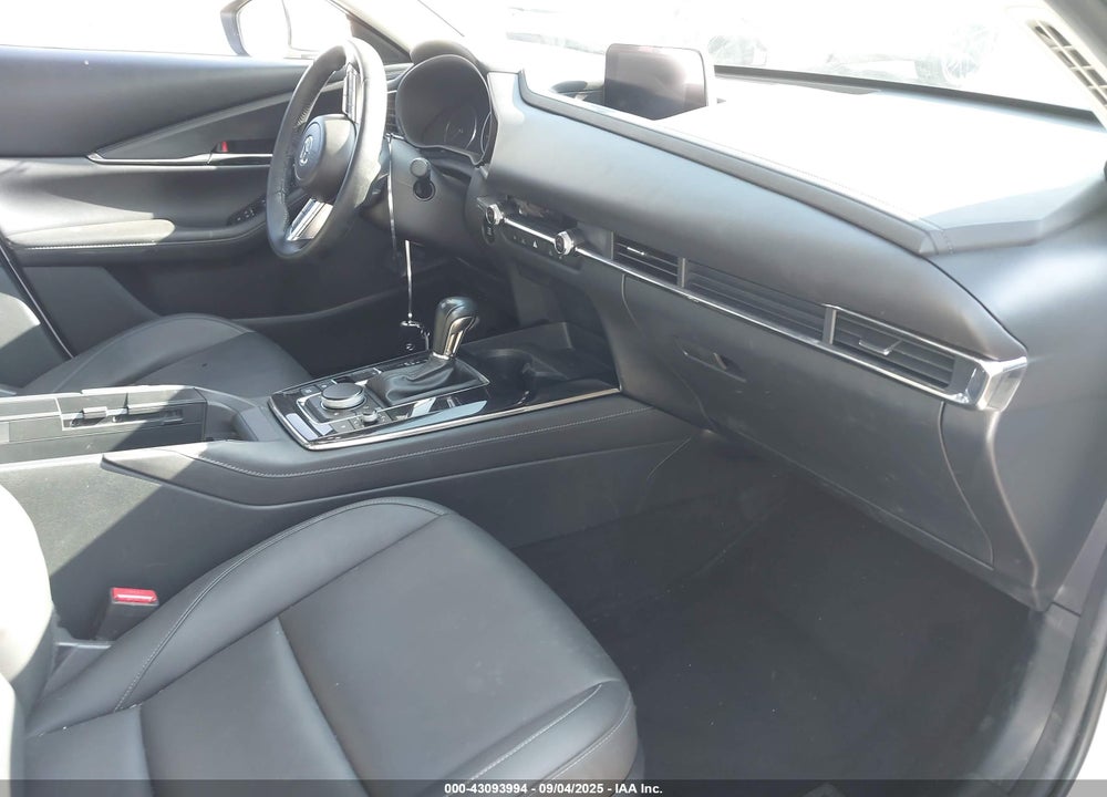 2022 MAZDA CX-30 VIN: 3MVDMBCL4NM402680