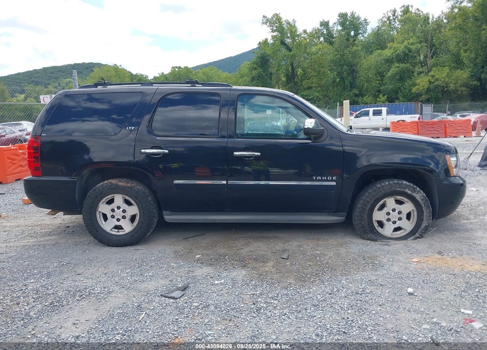 2010 CHEVROLET TAHOE LTZ VIN: 1GNUKCE06AR143416