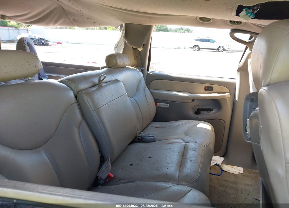 2001 GMC YUKON XL 1500 SLT VIN: 3GKEC16T61G196547